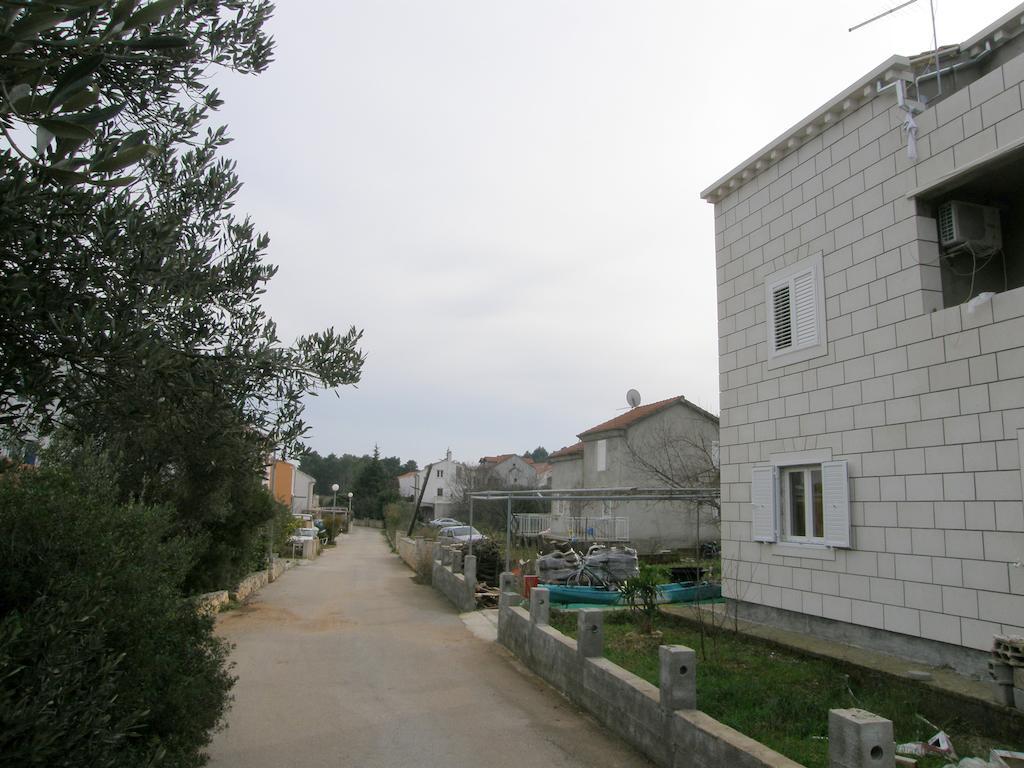 Apartments Cebalo - Ekonomija 科尔丘拉 外观 照片